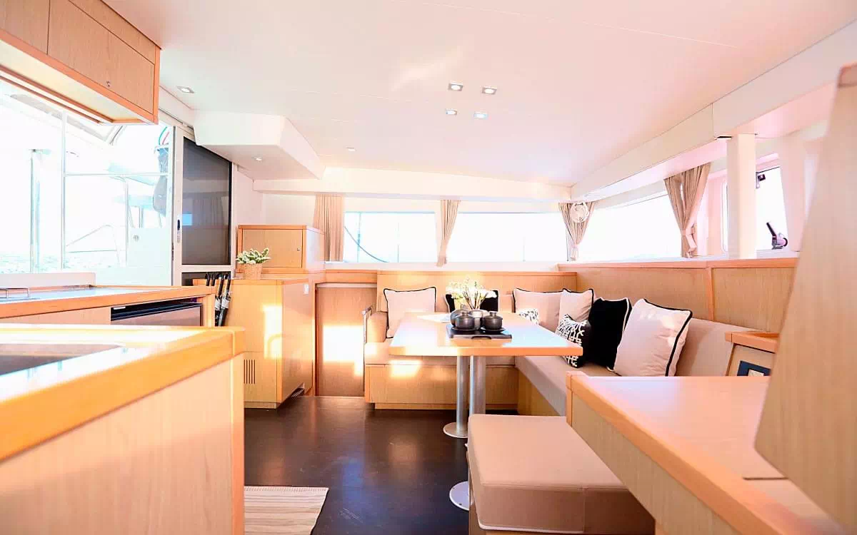 Аренда парусного катамарана Lagoon 400 в Краби вид 9