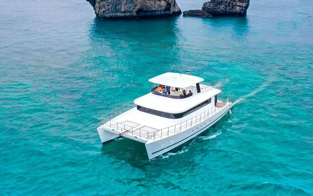 Аренда моторного катамарана 72 фута в Краби вид 2