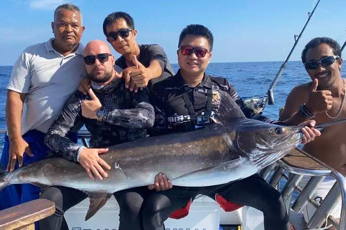 Приватная морская рыбалка в Краби вид 12